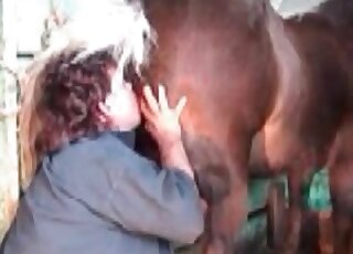 Filthy wife gives awesome fisting and passionate licking to a horse